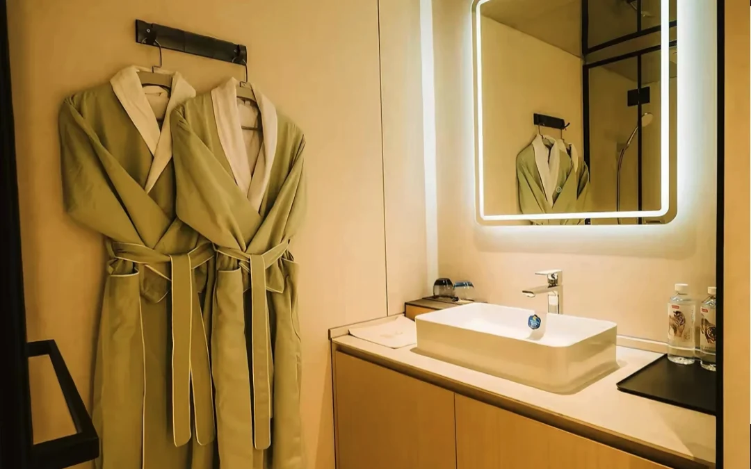 Bathroom Pod or Portable Toilet: Choosing for a Dwelling or a Site